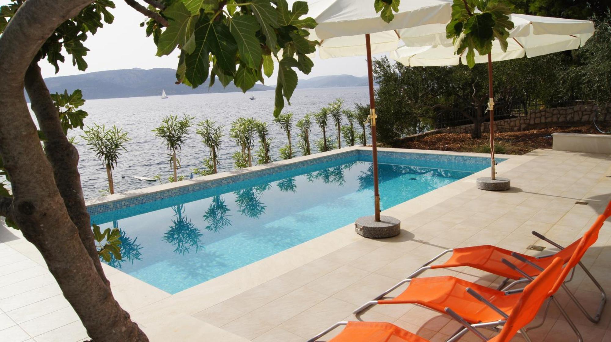 Apartments Niana With Heated Seawater Swimingpool Donji Okrug  Extérieur photo
